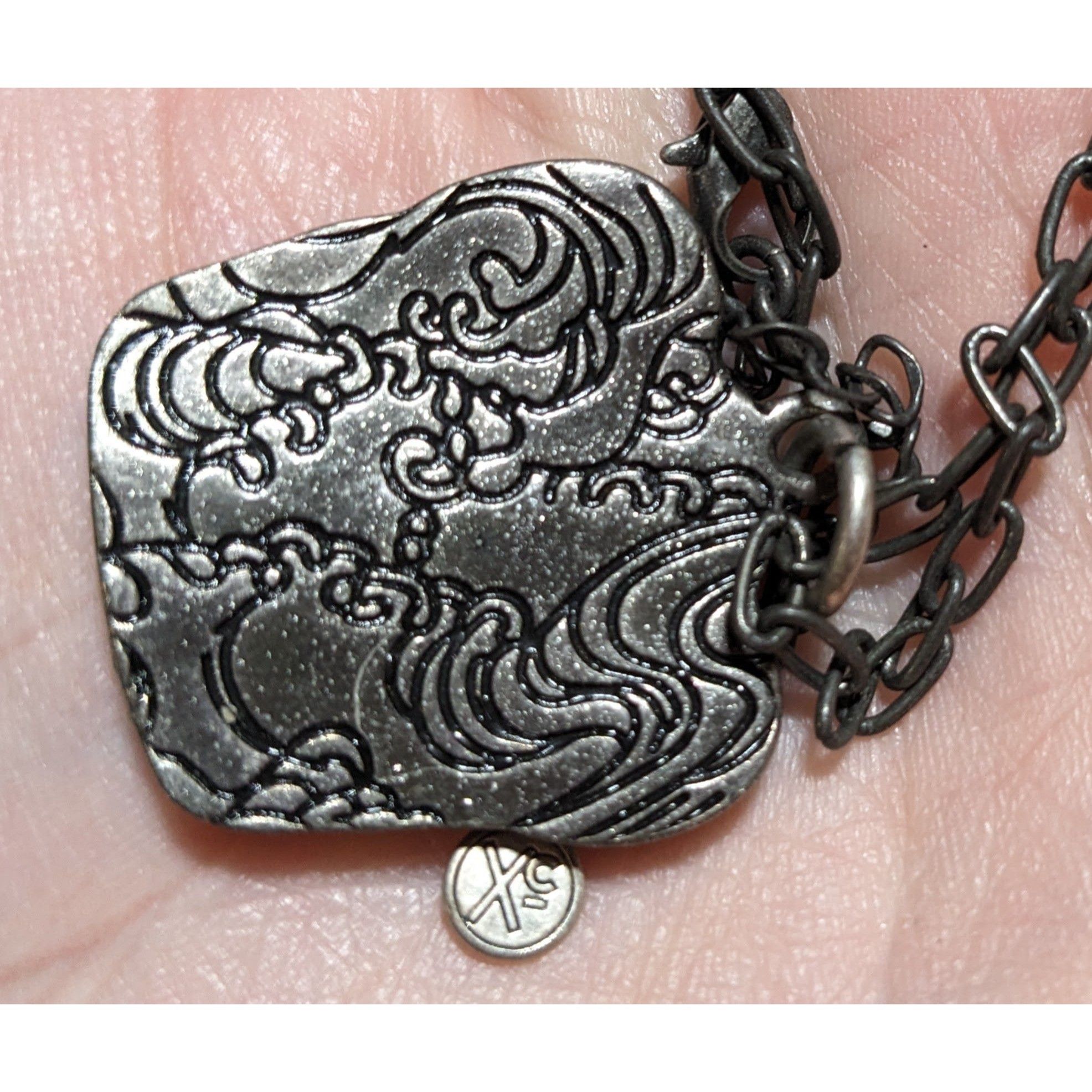 Other Axcess Liz Claiborne Silver Elephant Necklace Size ONE SIZE - 12 Thumbnail