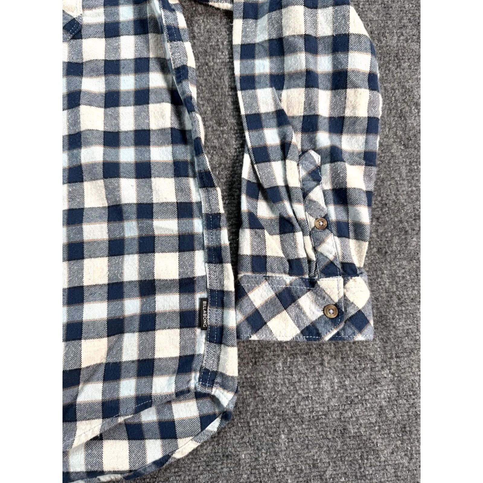 Billabong Billabong Mens Large Blue Plaid Flannel Button Shirt - Regular Fit Size US L / EU 52-54 / 3 - 4 Thumbnail