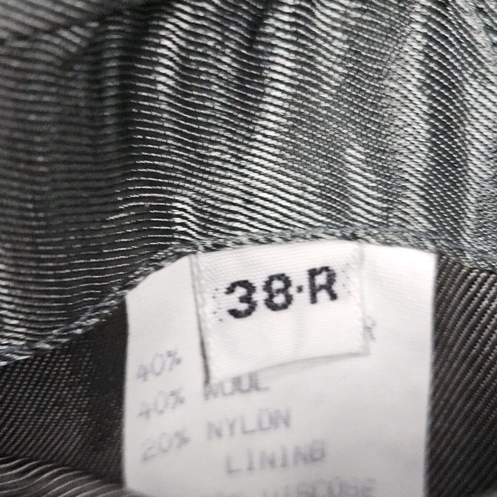 Vintage VINTAGE Roberto Vasalli Grey Camelhair Wool Blend 2 Button Notch Blazer Sport Coat 38R Mens Wool Camelgray Blazer 38R"} Size 38R - 4 Thumbnail