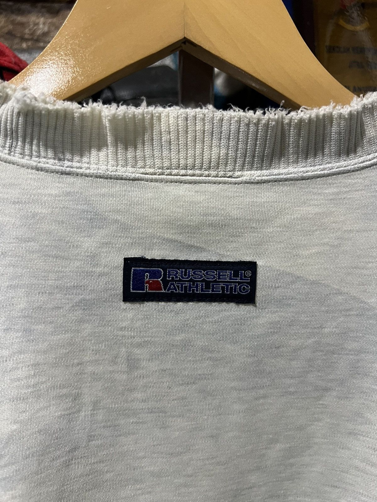 Russell Athletic 🔥Vintage Distressed Russell Athletic Crewneck Sweatshirt Size US M / EU 48-50 / 2 - 13 Thumbnail
