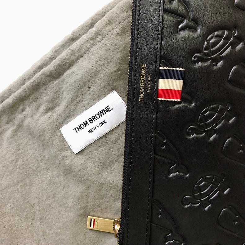 Thom Browne Thom Browne Size OSWhale and Turtle Print Handbag 2501-Next Size ONE SIZE - 3 Thumbnail