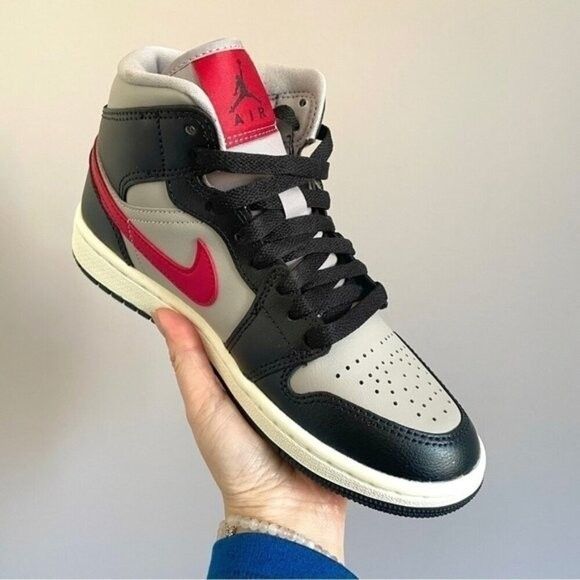 Jordan Brand Air Jordan 1 Mid Black Grey Red Sneakers - 5.5US, NIB Size US 5.5 / IT 35.5 - 2 Thumbnail