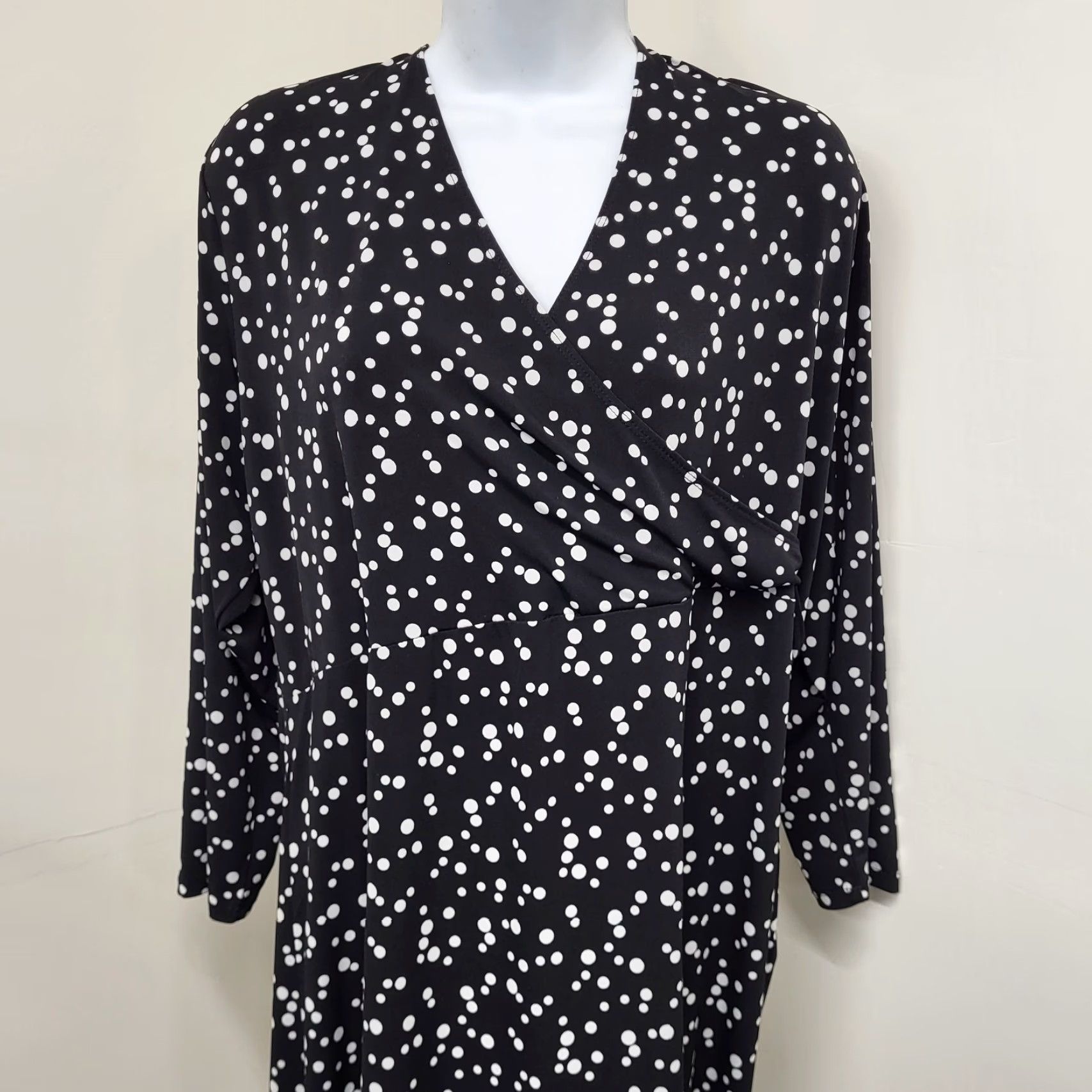 Vintage Liz Lange Maternity Wrap Dress Women's XXL Midi 3/4 Sleeve Polka Dot Black Dress (Wrap) Size XXL / US 16-18 / IT 52-54 - 3 Thumbnail