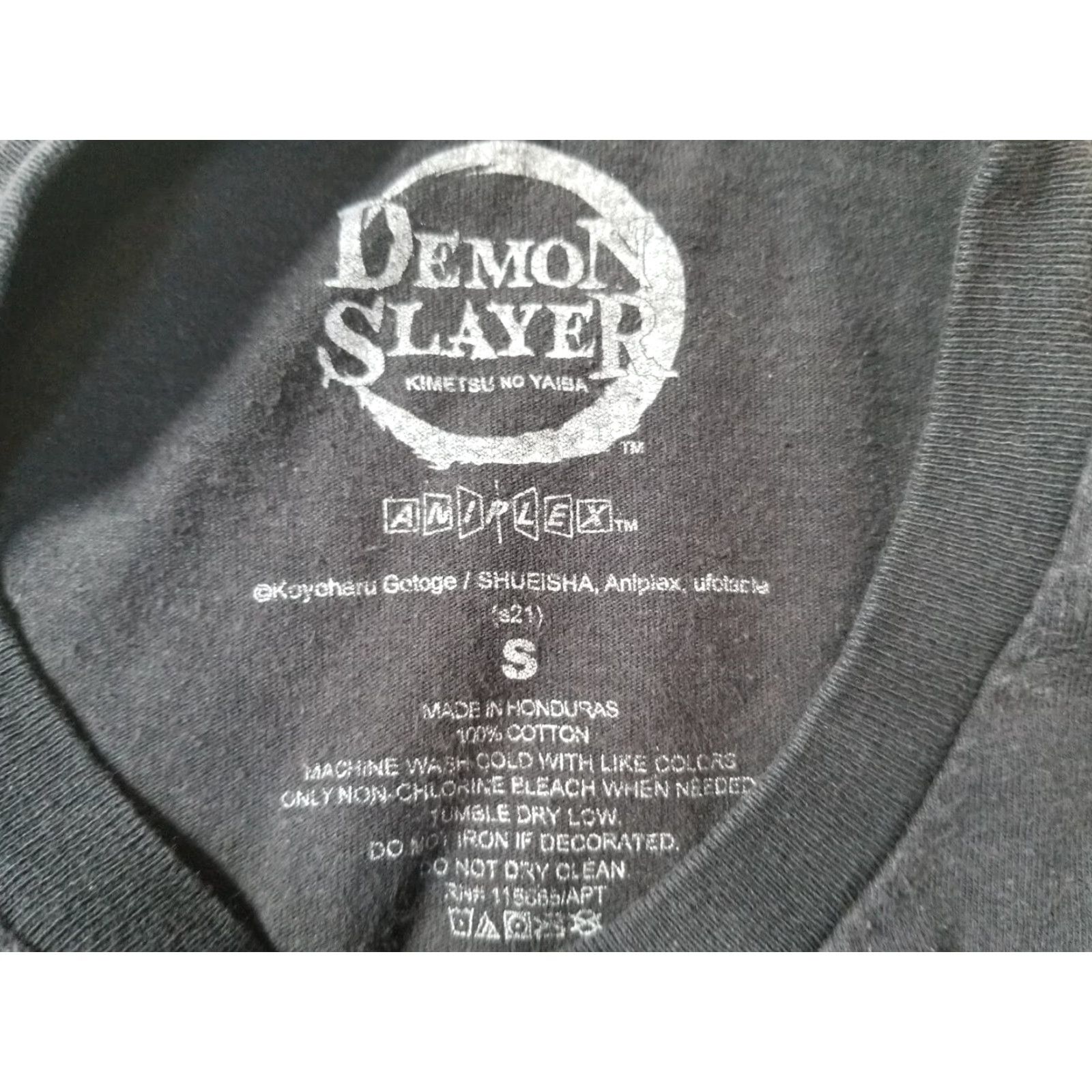 Vintage Demon Slayer T-Shirt Black Short Sleeve Graphic Print Crew Neck Small Unisex Adults Anime Movie Kyōjurō Rengoku Tanjiro Kamado Logo Vintage No Size US S / EU 44-46 / 1 - 6 Thumbnail