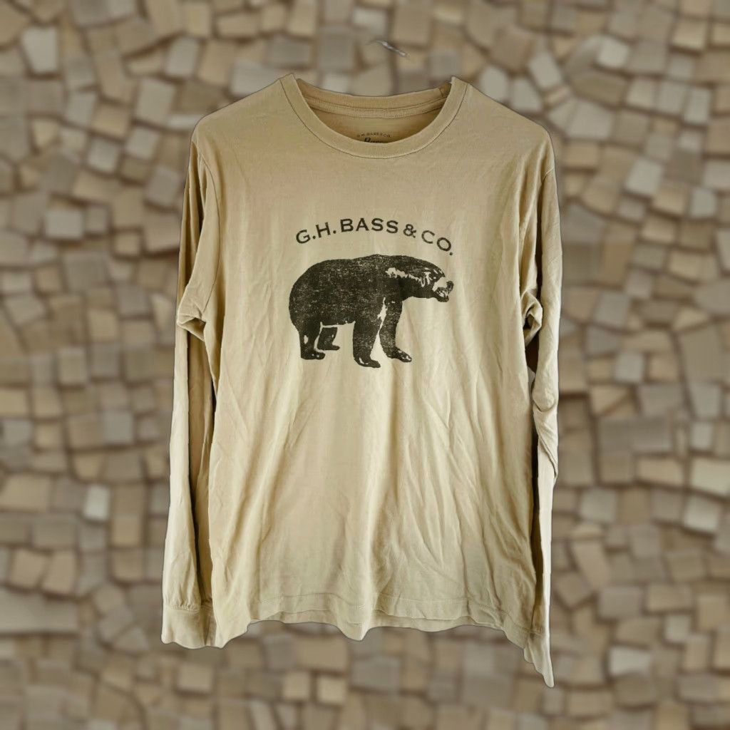 Vintage G.H. Bass & Co. T-Shirt Mens Size Medium Tan Long Sleeve Crew Neck Bear Print Size US M / EU 48-50 / 2 - 1 Thumbnail