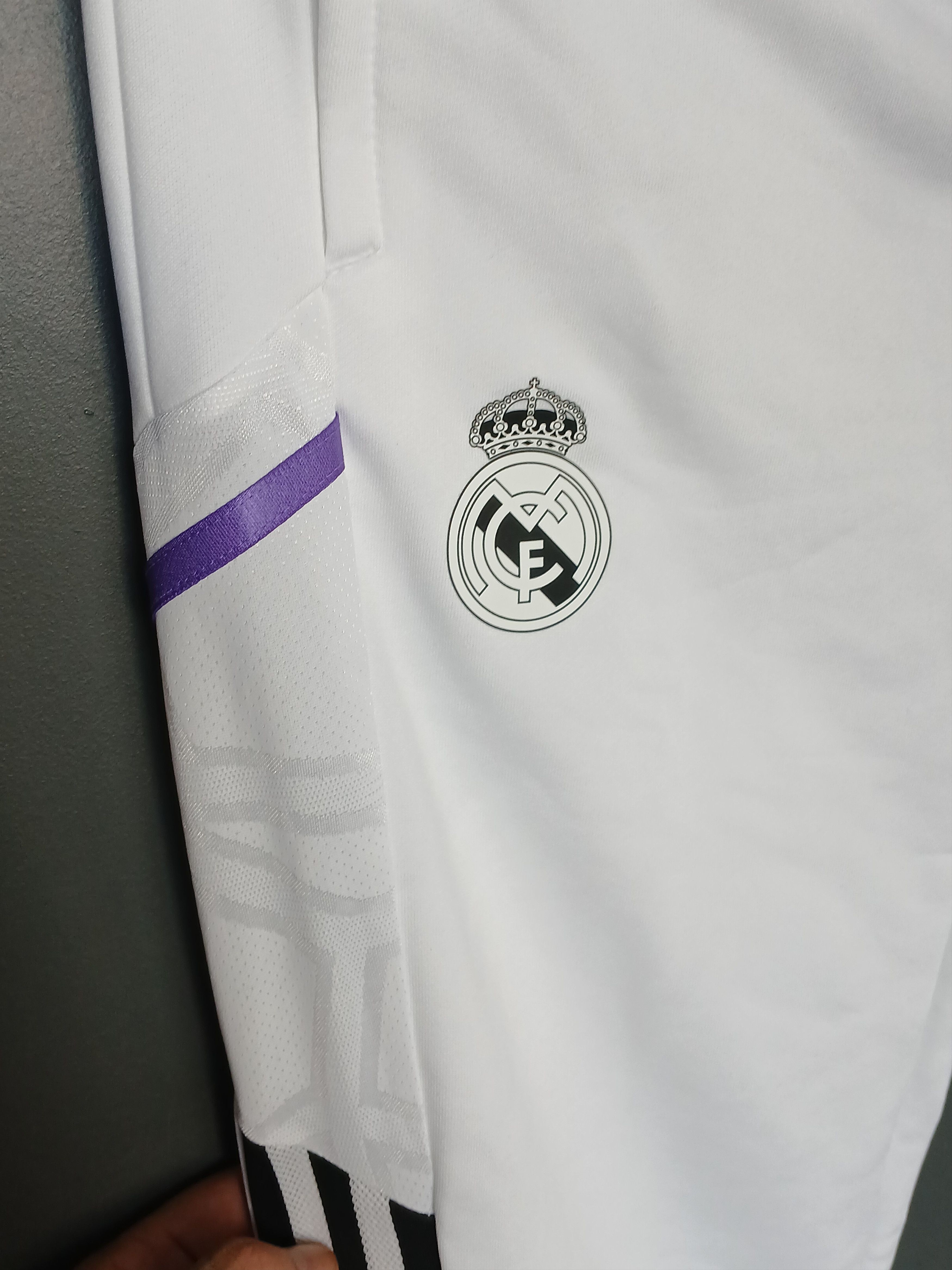Adidas New KIDS Real Madrid Football Training Pants Size US 29 - 3 Thumbnail