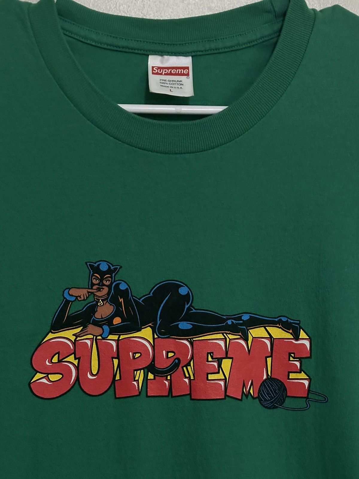 Supreme Supreme Catwoman Tee Size US L / EU 52-54 / 3 - 2 Thumbnail