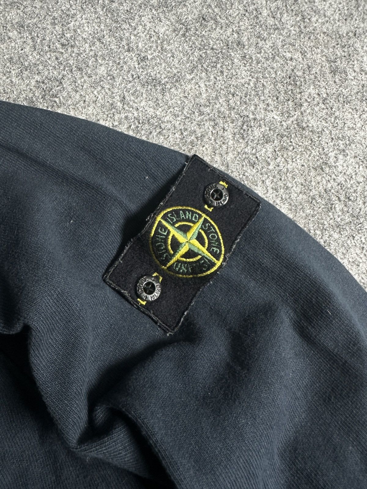 Stone Island Stone Island Navy Compass Badge Long Sleeve Sweatshirt. Size US L / EU 52-54 / 3 - 5 Thumbnail