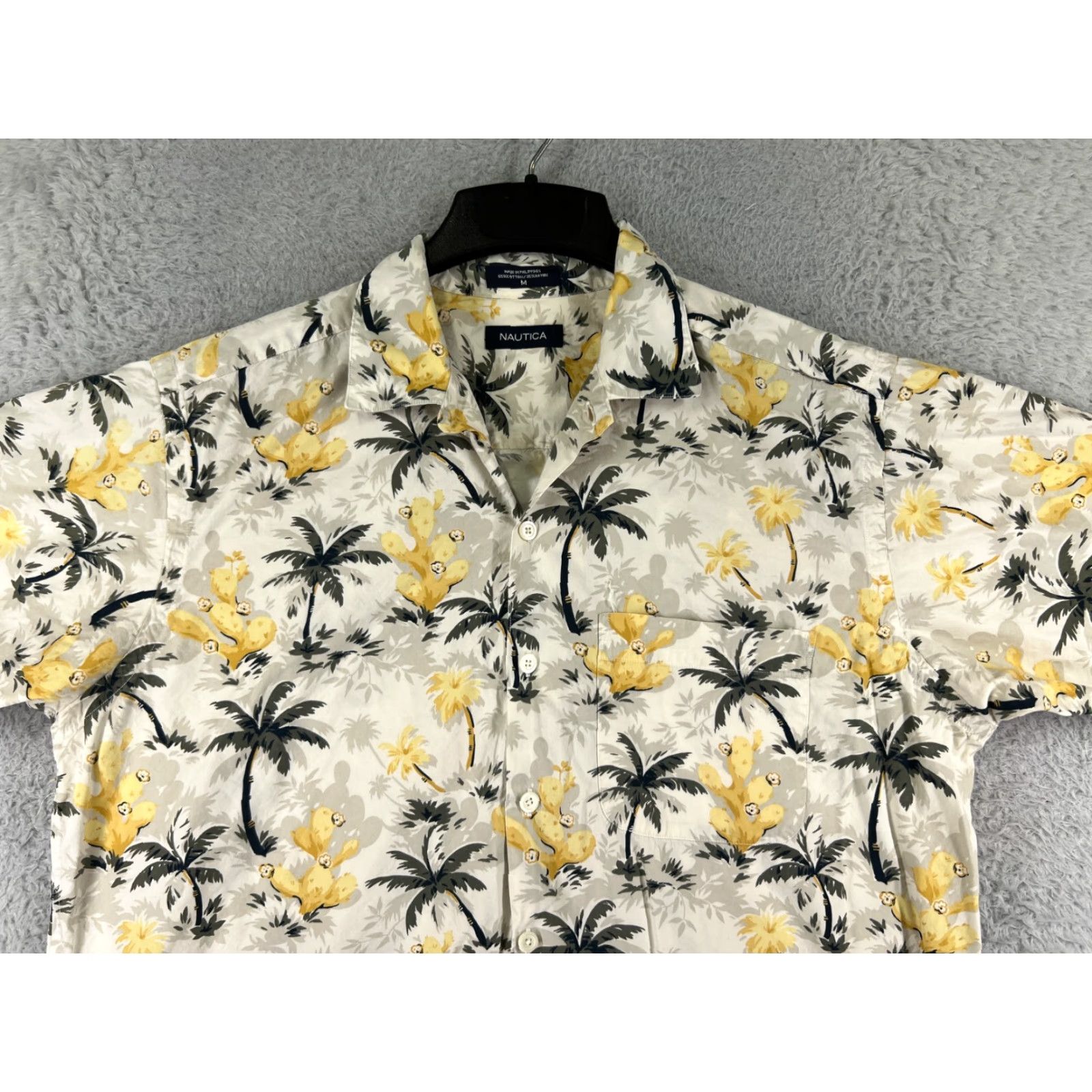 Nautica VINTAGE Nautica Hawaiian Shirt Men Medium Beige Floral Button-Up Adult M Beige Floral Hawaiian Aloha Beach Men Size US M / EU 48-50 / 2 - 6 Thumbnail