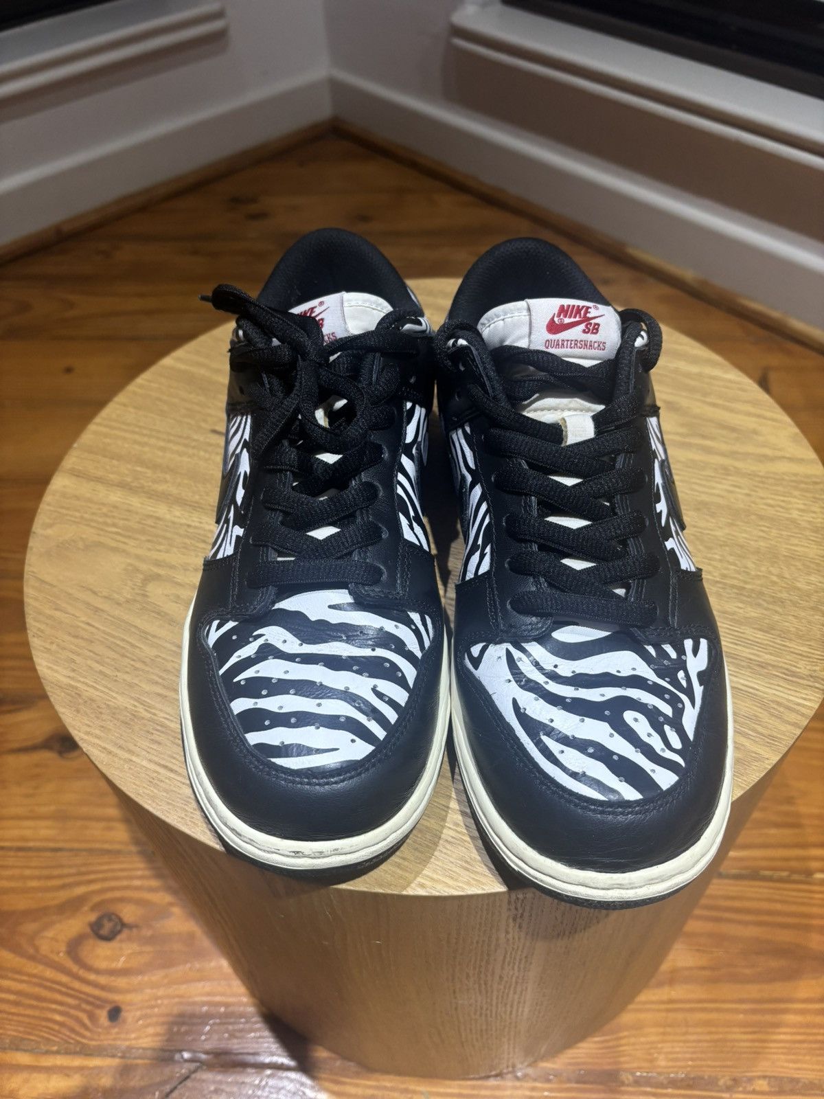 Nike Nike SB Dunk Low OG QS Size US 7.5 / EU 40-41 - 2 Thumbnail