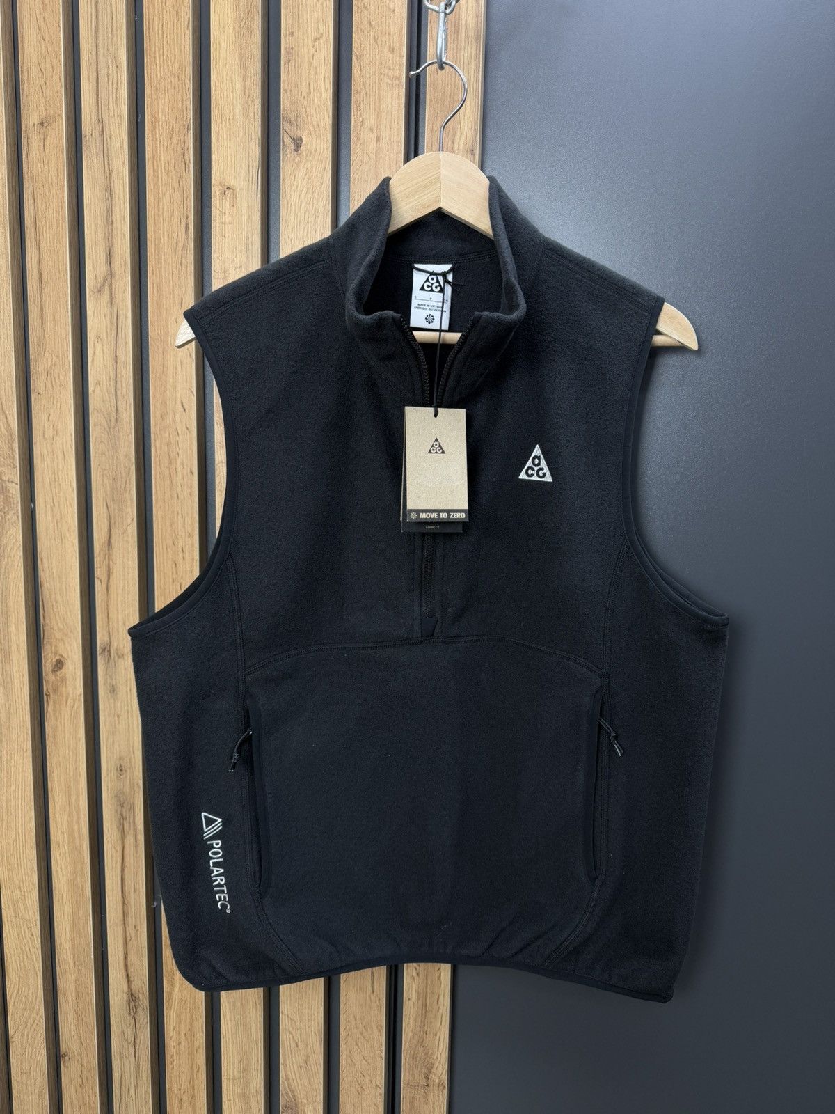 Nike ACG Nike ACG Wolf Tree Vest Black Size S Size US S / EU 44-46 / 1 - 1 Thumbnail