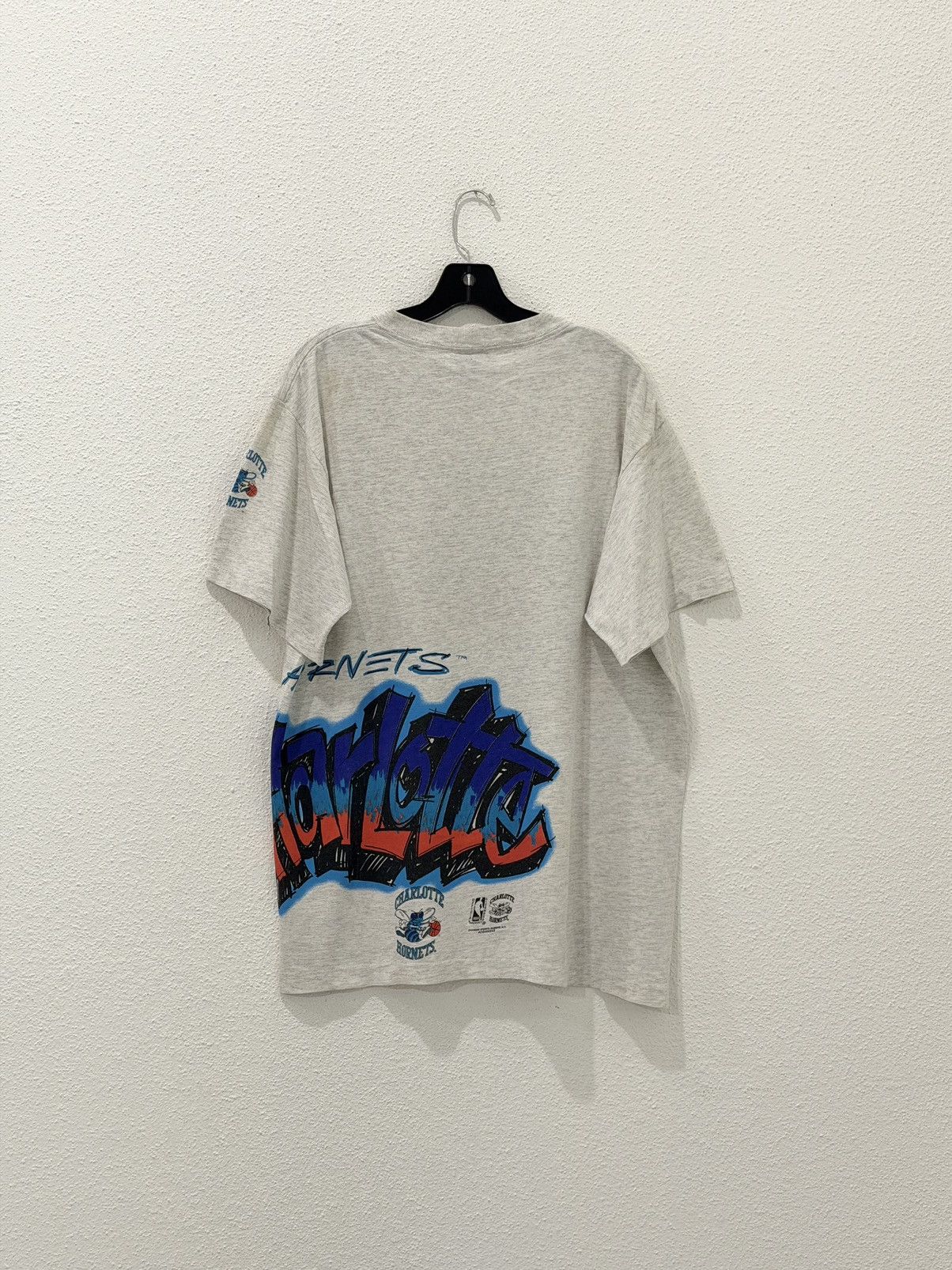 Changes Vintage 90s Charlotte Hornets Rare Wrapped Around Graffiti L Size US L / EU 52-54 / 3 - 3 Thumbnail