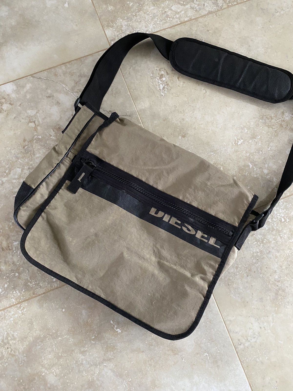 Diesel Vintage Rare 90s Diesel Big Logo Bag Japanese Nylon Y2K Size ONE SIZE - 1 Thumbnail