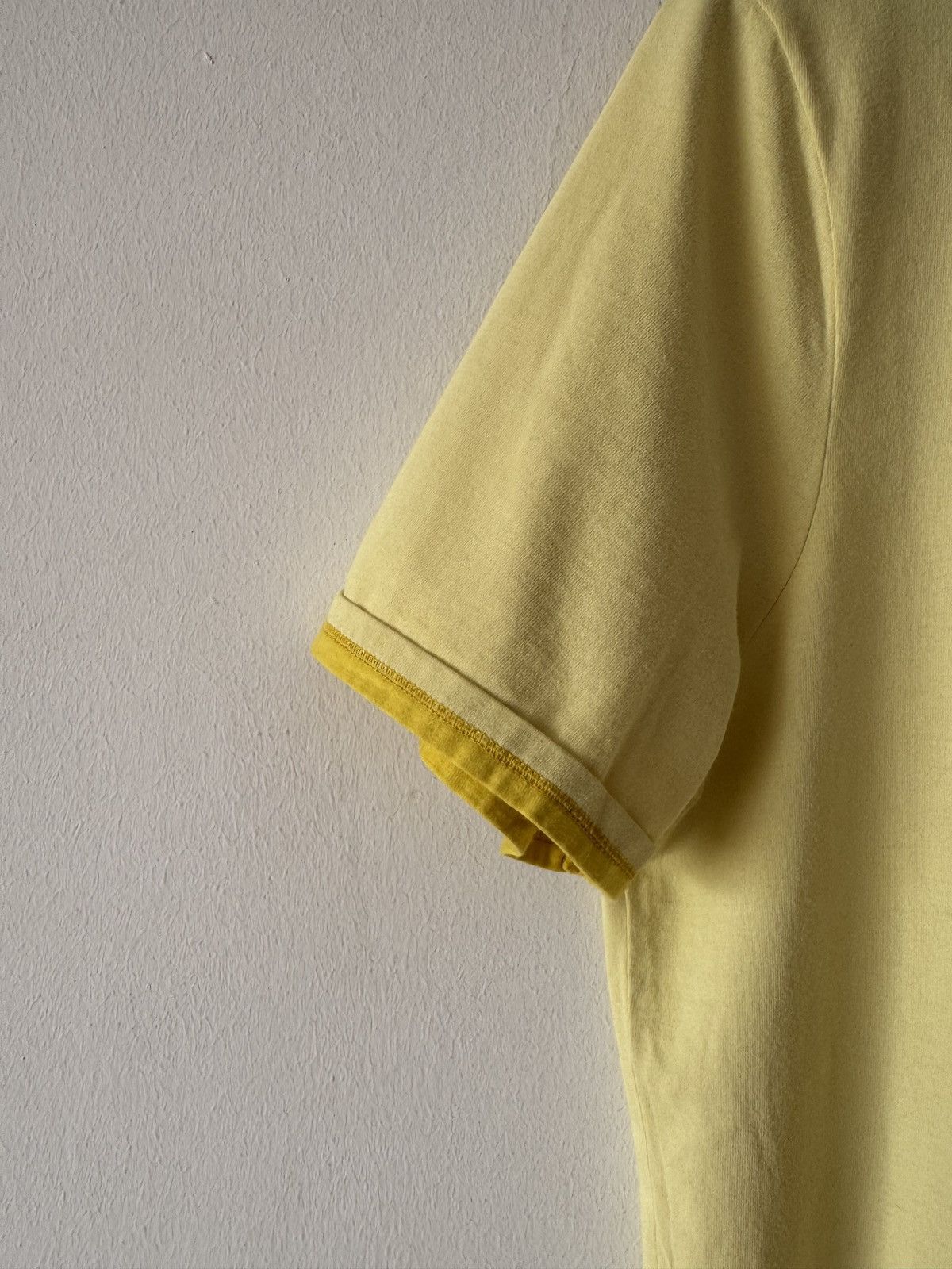 Prada 🔥🔥 Prada Red Tab Yellow Cotton T-Shirt Size US L / EU 52-54 / 3 - 4 Thumbnail