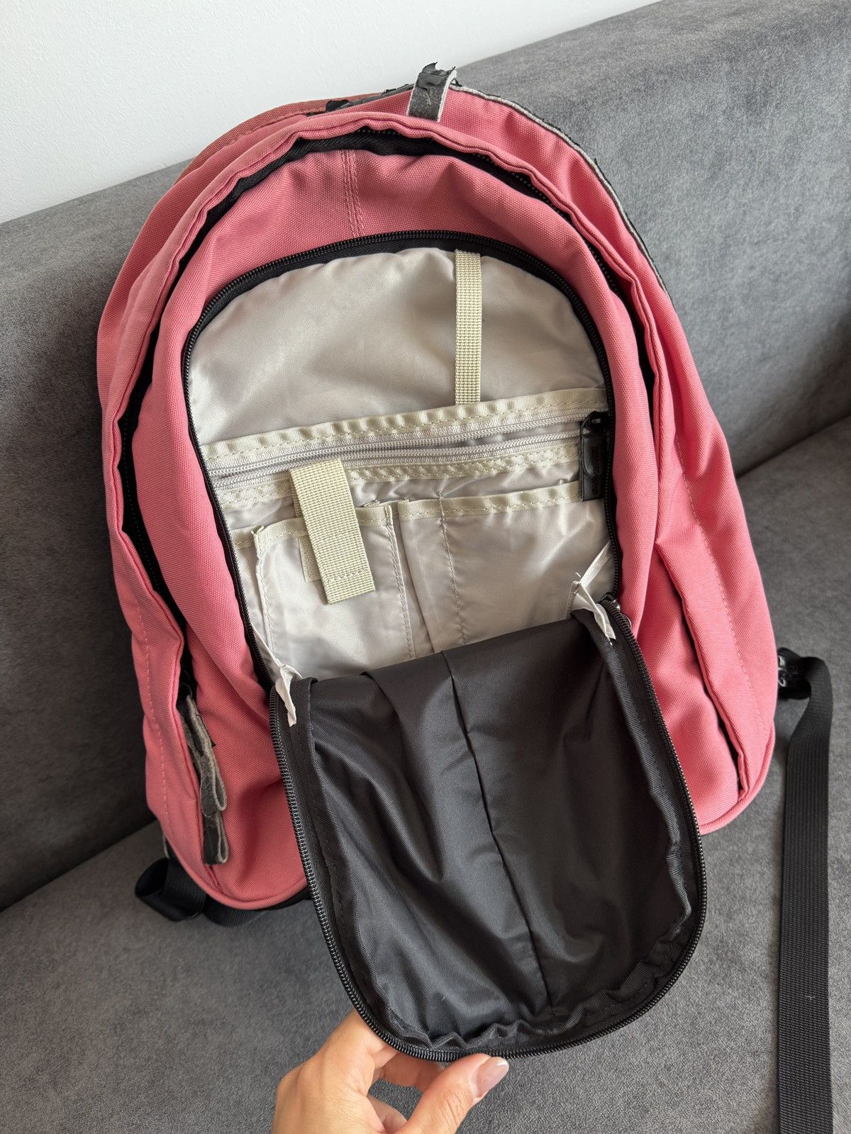 Other Vintage Y2K Nike Bagpack 90s Centr Swoosh Size ONE SIZE - 8 Thumbnail