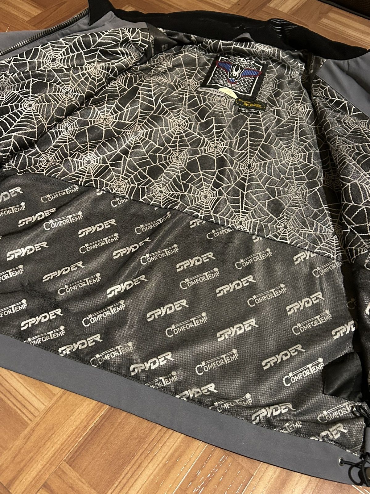 Spyder Vintage Spyder Heavy Jacket with Spider Web Liner Size US L / EU 52-54 / 3 - 5 Thumbnail