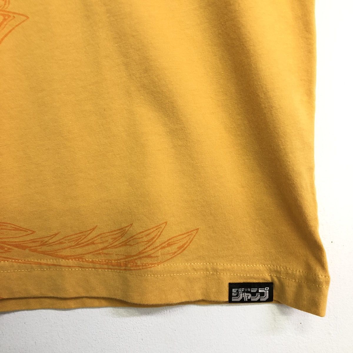 Anime × Japanese Brand × Uniqlo Saint Seiya X Uniqlo Anime Pegasus No Seiya Graphic Tshirt Size US L / EU 52-54 / 3 - 6 Thumbnail