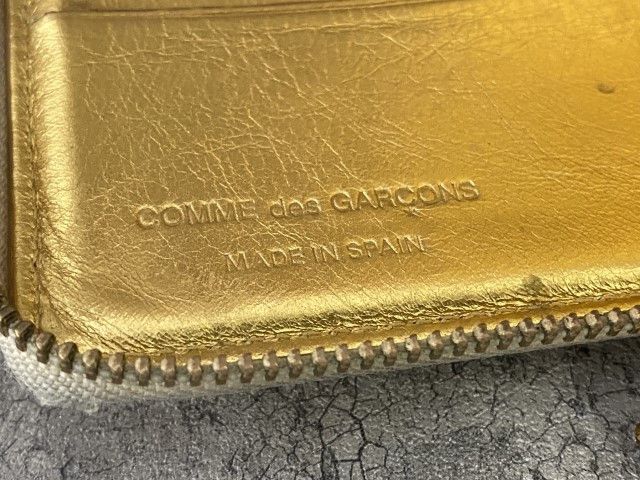 Comme des Garcons Comme des Garcons Embossed Logotype Zip Wallet Size ONE SIZE - 7 Thumbnail