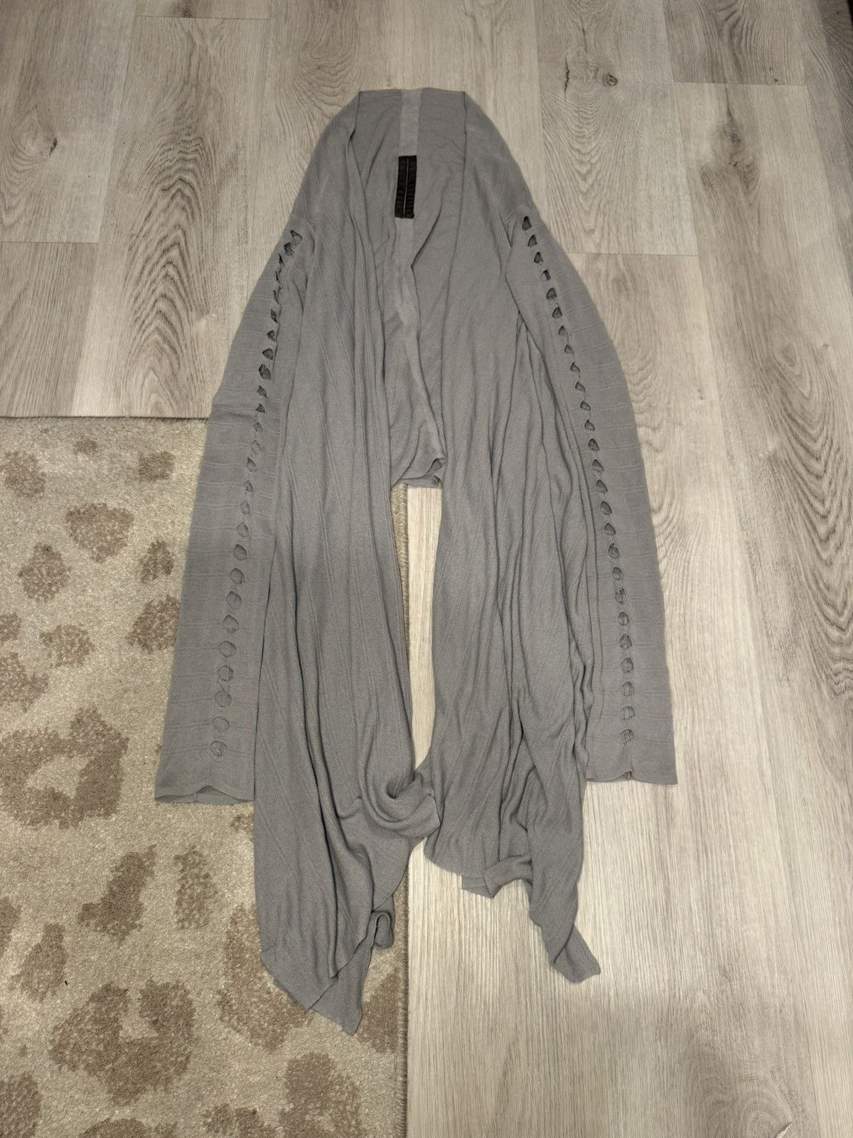 s/s 2010 release striped slit cardigan!!