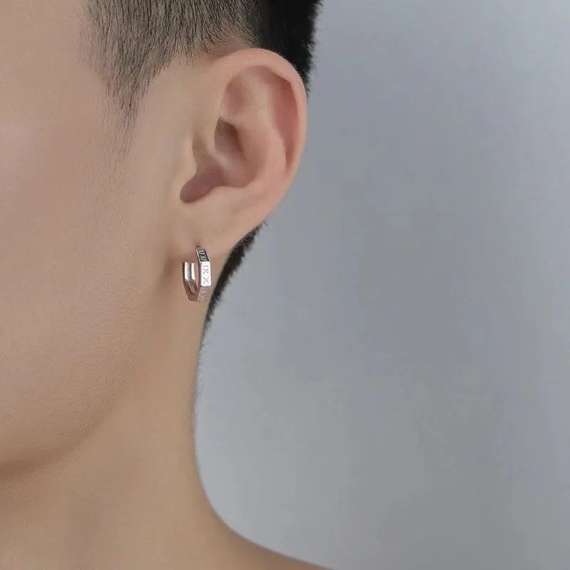 Jewelry × Vintage Pure Titanium Hoop Huggie Earrings Round/Hexagon Earring Size ONE SIZE - 5 Thumbnail