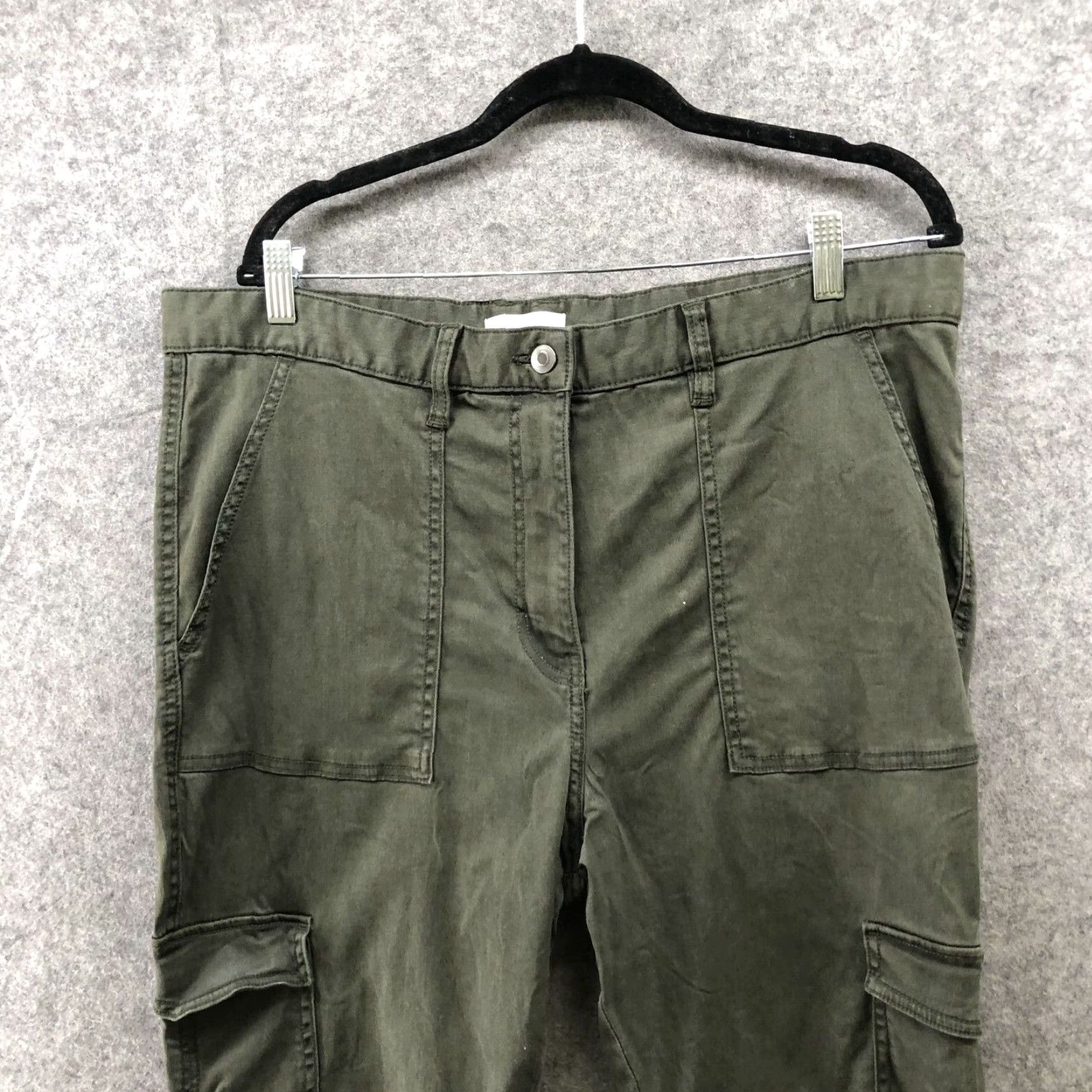 H&M H&M Womens High Rise Cargo Jeans Army Green Size 18 Extra Large XL Skinny Slim Size 40" / US 18 - 3 Thumbnail