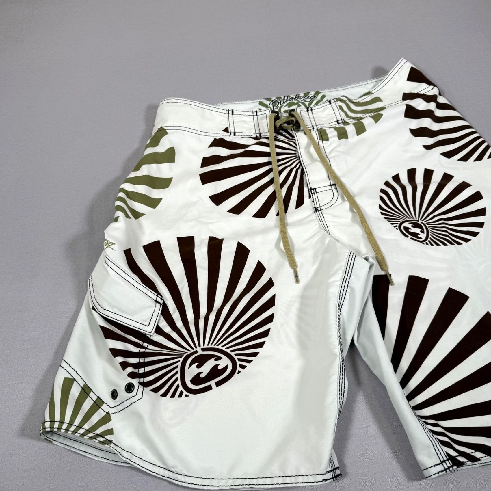 Billabong VINTAGE Billabong Shorts Mens 34 White Rising Sun Surf Geometry Geometric Board Swim Quick Dry Pockets Drawstring Size US 34 / EU 50 - 4 Thumbnail