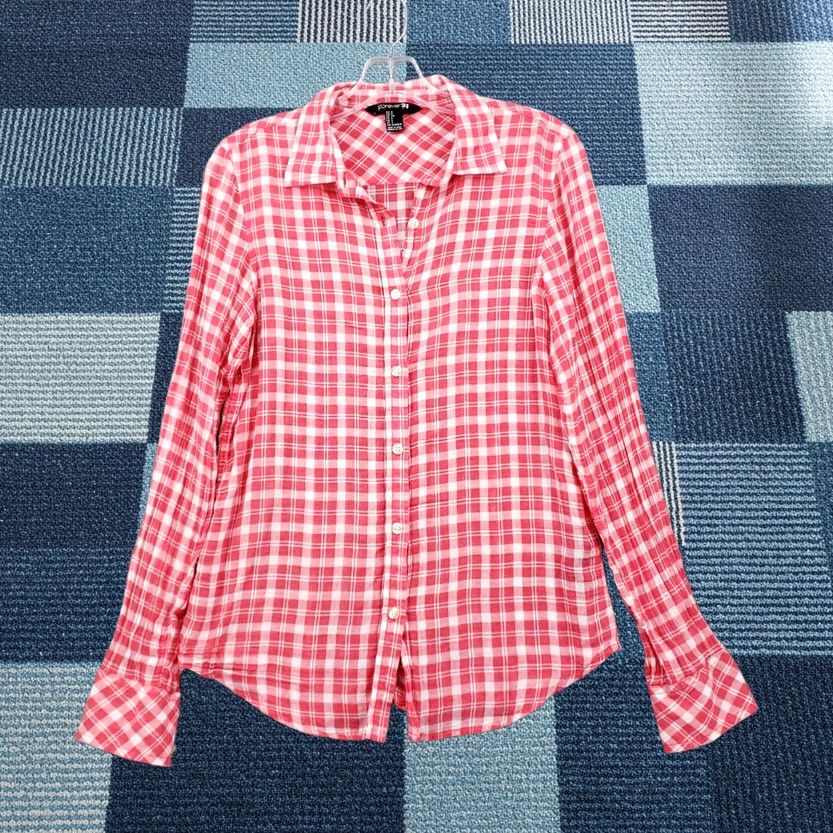 Forever 21 FOREVER 21 Button-Up Shirt Womens 4 Red Plaid Long Sleeves Cotton Casual Size S / US 4 / IT 40 - 1 Thumbnail