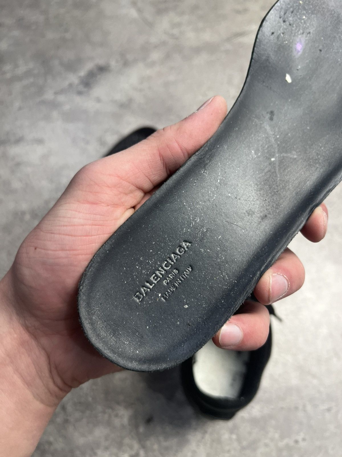Balenciaga Balenciaga Race Runner leather low shoes made in Italy Size US 7 / EU 40 - 10 Thumbnail