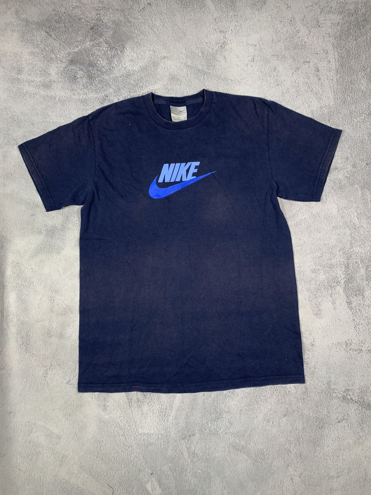 Nike × Vintage Vintage Nike tee streetwear small swoosh y2k size M Size US M / EU 48-50 / 2 - 1 Thumbnail