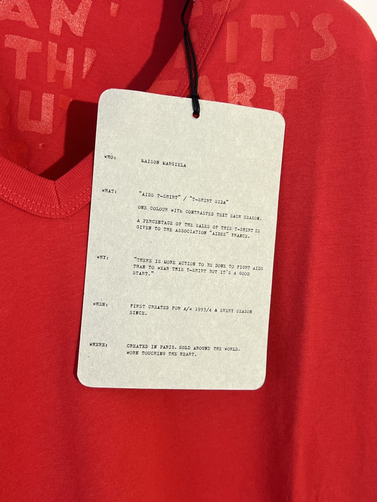 Maison Margiela Red Martin Maison Margiela t-shirt (new with tags) Size US XL / EU 56 / 4 - 4 Thumbnail