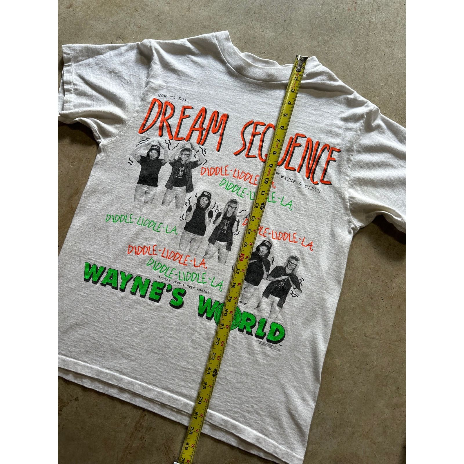 Mtv × Vintage Vintage Waynes World Dream Sequence 1992 Graphic Tee M/L Size US M / EU 48-50 / 2 - 7 Thumbnail