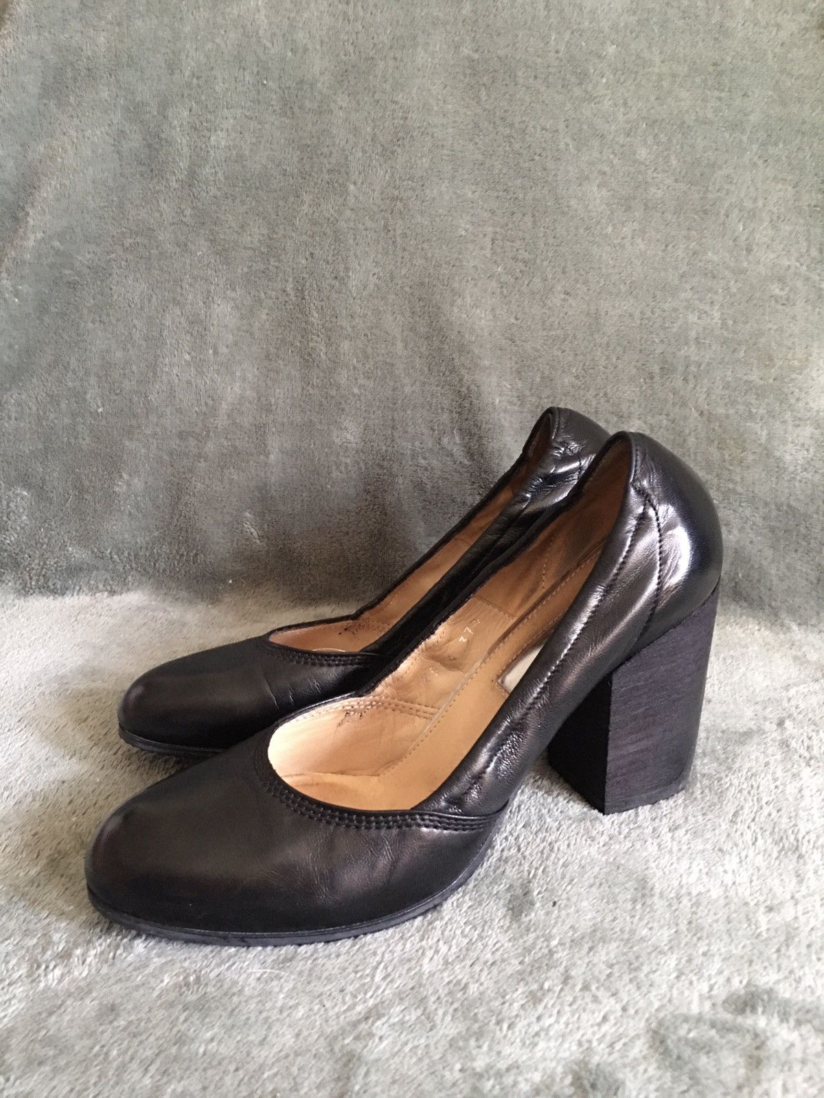 Dries Van Noten Dries Van Noten Black Leather Heels Size 37.5 Pump Heels Size US 7.5 / IT 37.5 - 7 Thumbnail