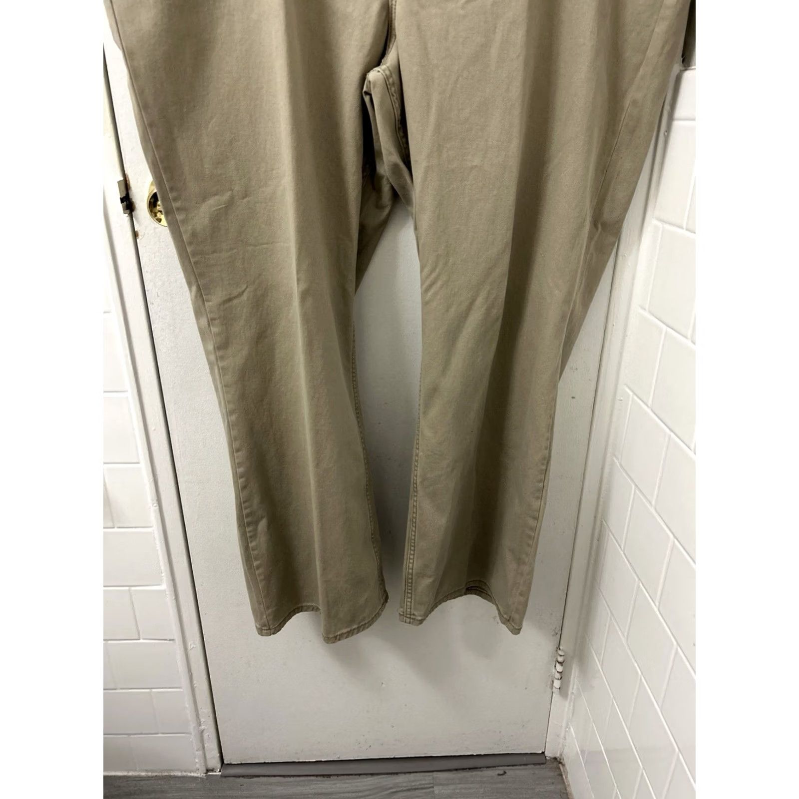Old Navy VINTAGE Old Navy Boot Cut Pants Mens 50x30 Tan Khaki Built-In Tough NWT 5-Pocket Denim Cotton Casual Shirts? Size US 34 / EU 50 - 3 Thumbnail