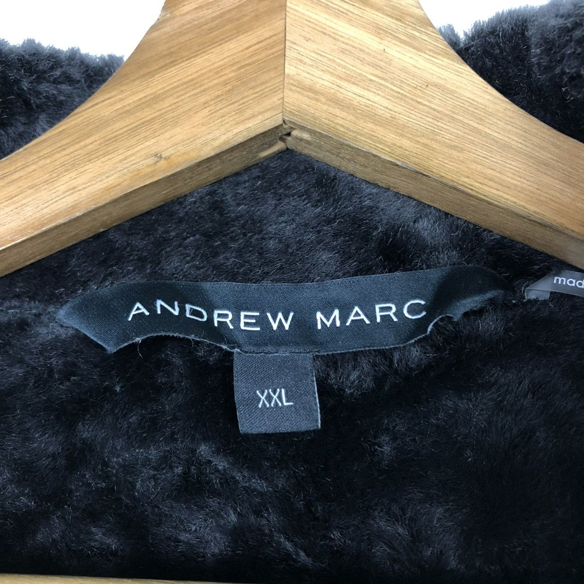 Andrew Marc 🔥VINTAGE LEATHER JACKET ANDREW MARC LAMB FUR BLANKET Size US XXL / EU 58 / 5 - 19 Thumbnail