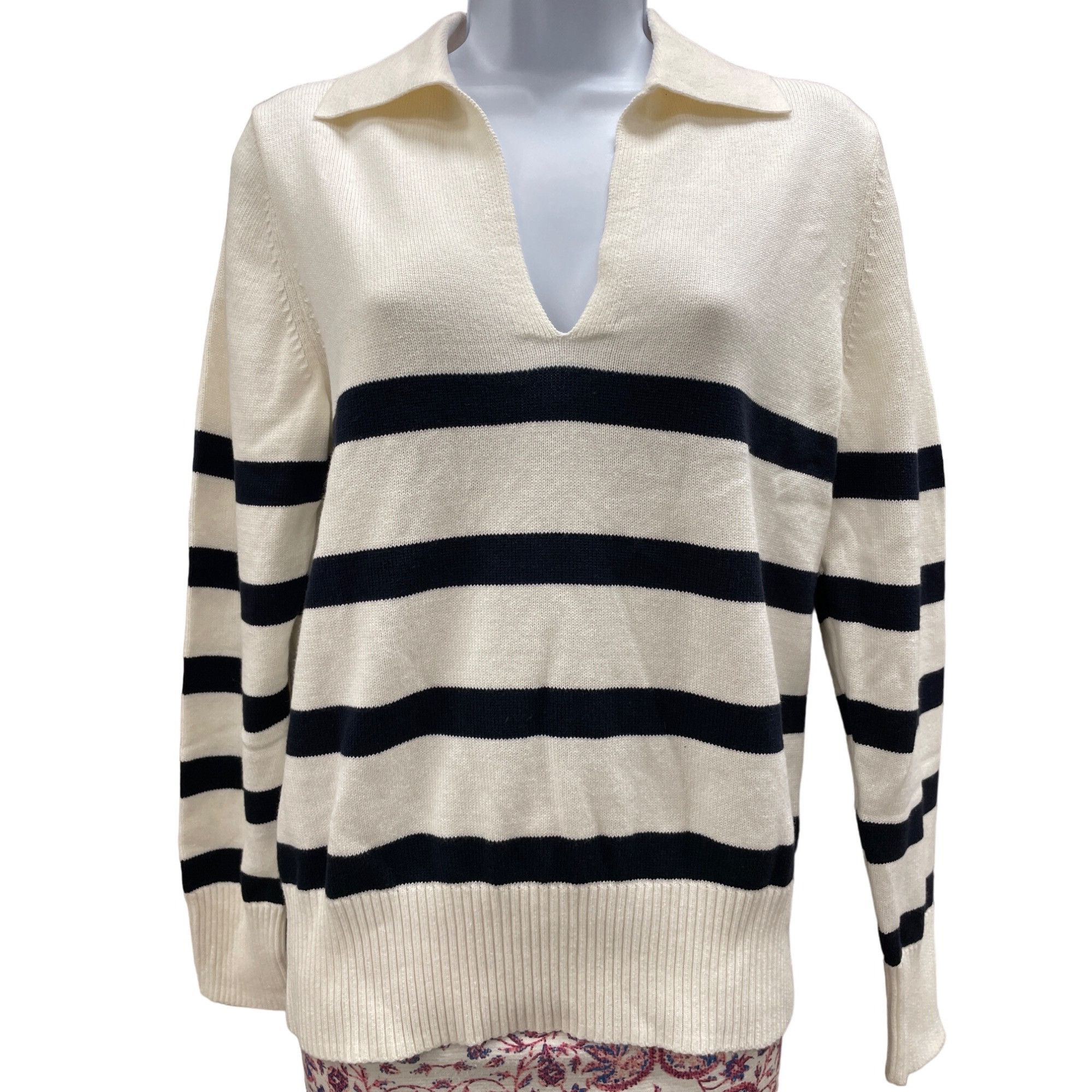 Banana Republic Banana Republic Women Off White Navy Blue Striped Sweater Si Size S / US 4 / IT 40 - 1 Thumbnail