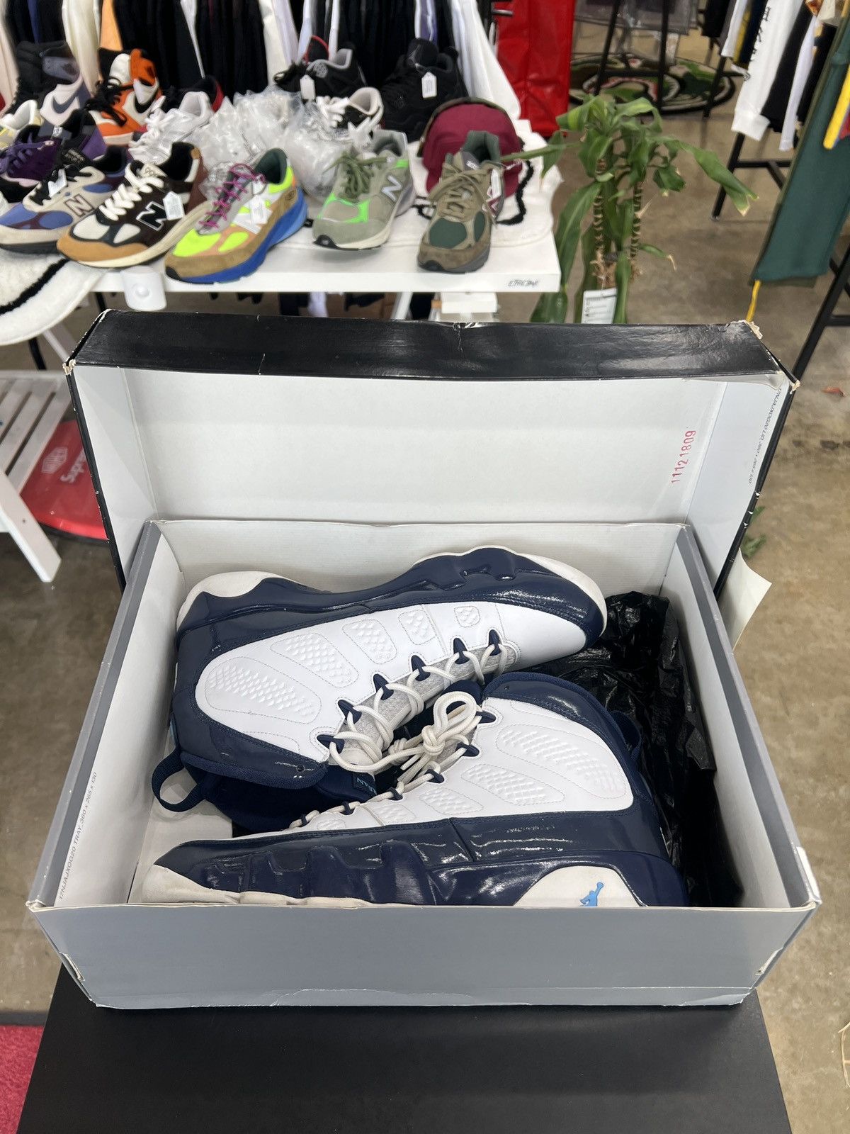 Jordan Brand Air Jordan 9 Pearl Blue Sz. 10.5 (2019) Size US 10.5 / EU 43-44 - 10 Thumbnail