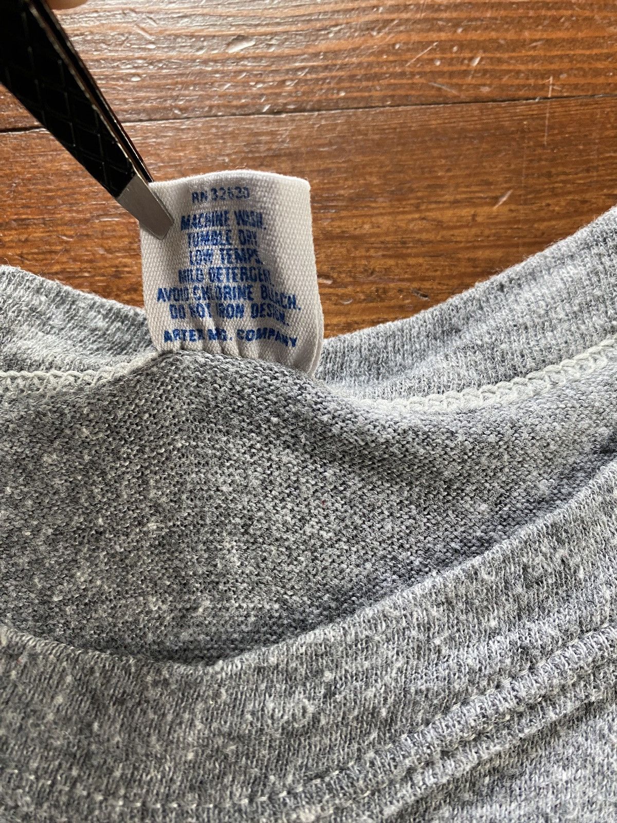 Vintage Vintage 80’s Iowa State Cropped Single Stitch Gray Tee Size US L / EU 52-54 / 3 - 11 Thumbnail
