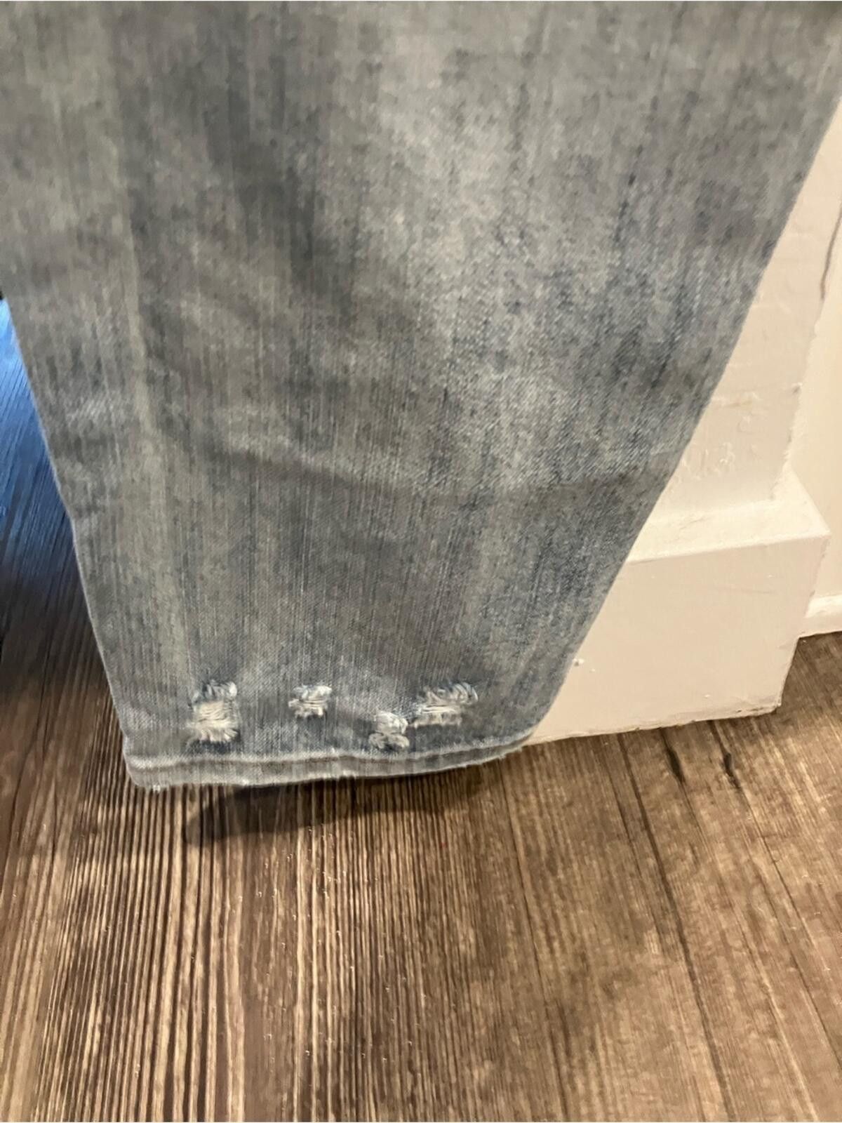 Shein NIB Light Blue Distressed Skinny Jeans Size 42" / US 20 - 10 Thumbnail