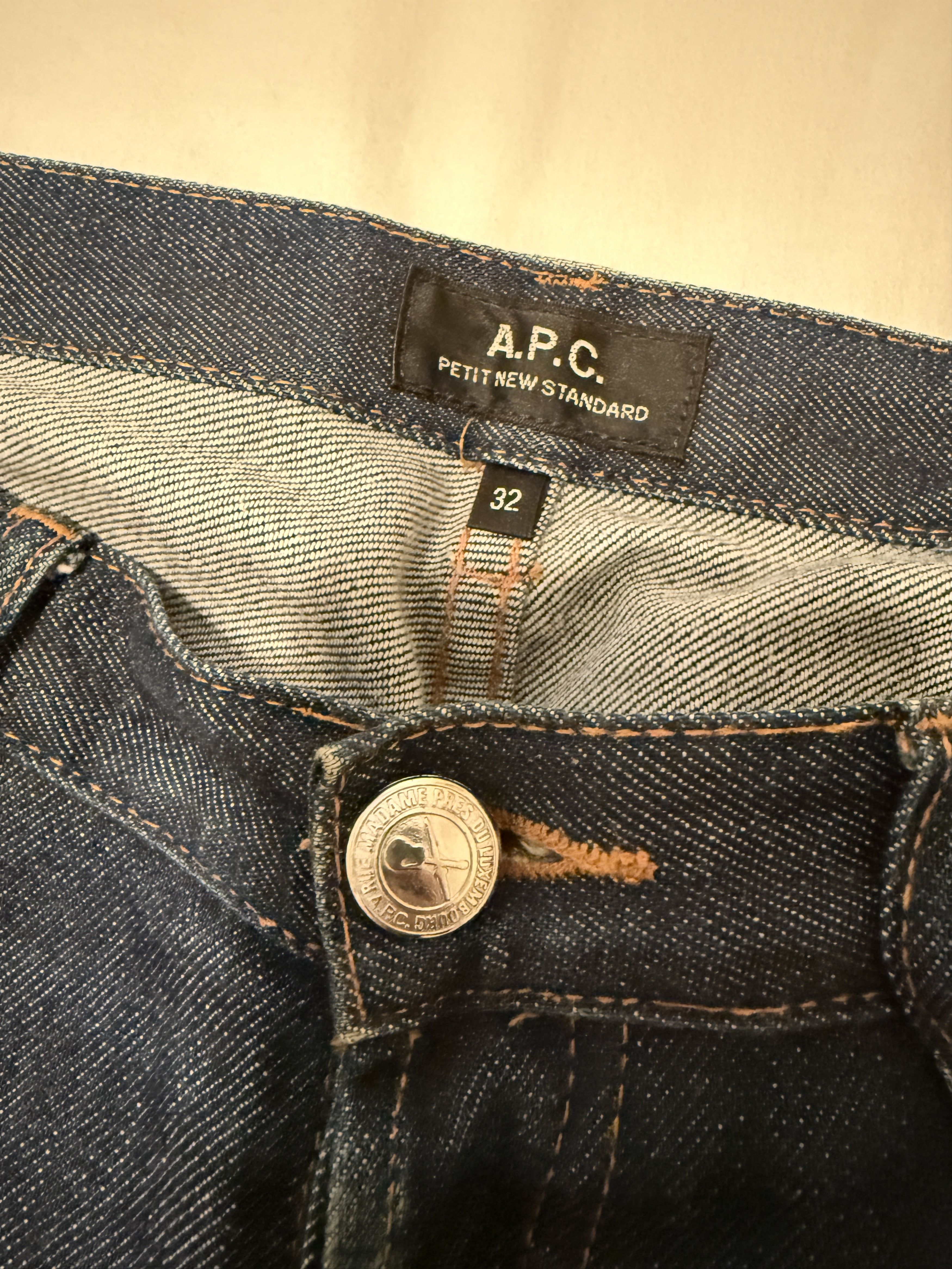 A.P.C. Petite New Standard Size US 32 / EU 48 - 3 Thumbnail