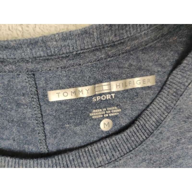 Tommy Hilfiger Tommy Hilfiger Sports Shirt Adult Mens Medium Gray Box Logo Size US L / EU 52-54 / 3 - 3 Thumbnail