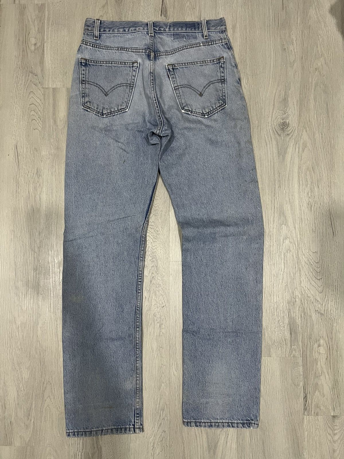 Levi's × Vintage Vintage Levi’s 505 Jeans Lighwash Straightleg Distressed Size US 30 / EU 46 - 1 Thumbnail
