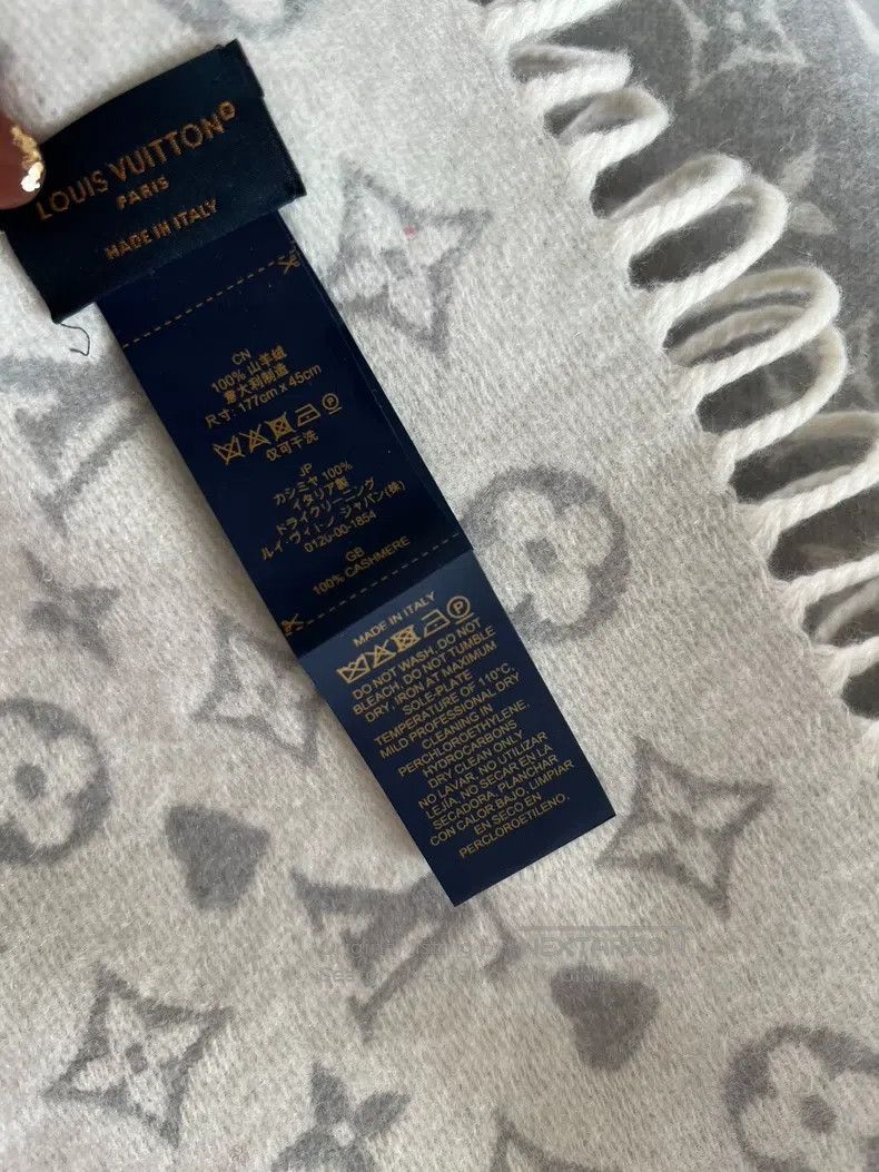 Louis Vuitton Louis Vuitton Grey two-tone cashmere fringe scarf Size ONE SIZE - 5 Thumbnail