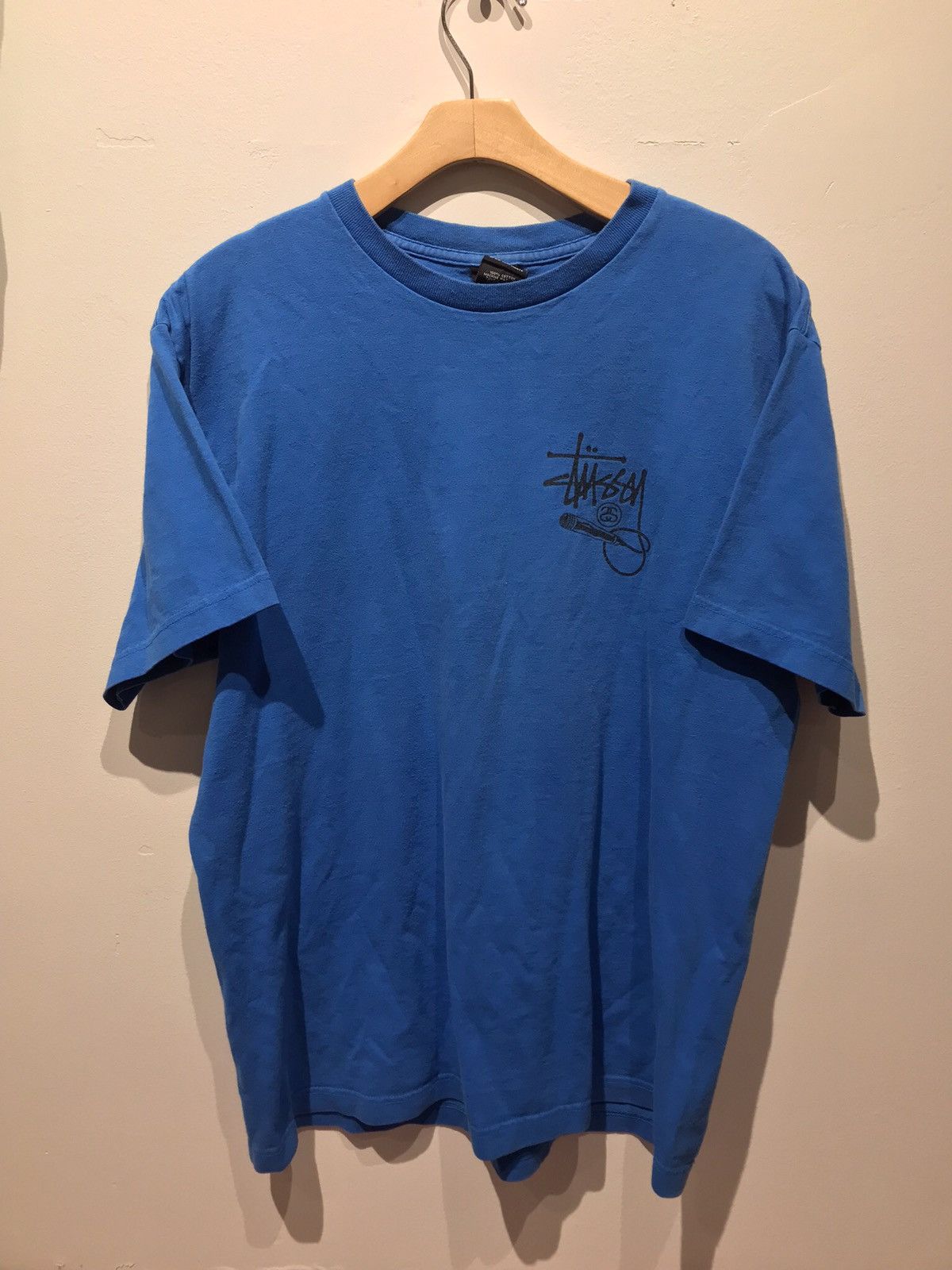 Vintage 2000 vintage retro Stussy tribe called quest microphone rap