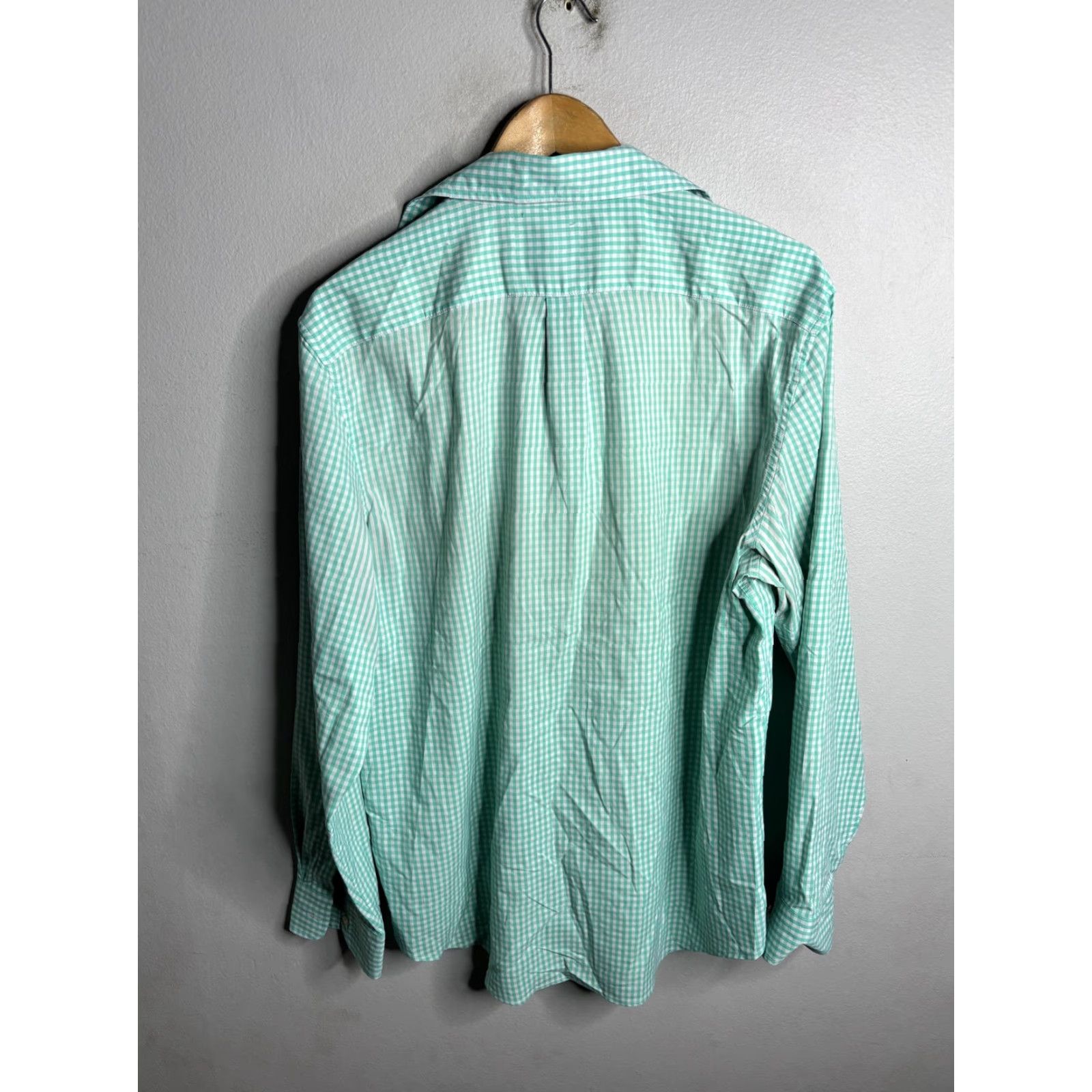 Vineyard Vines Vineyard Vines Shirt Mens Large Green Check Whale Nylon Button Front Casual Size US L / EU 52-54 / 3 - 5 Thumbnail