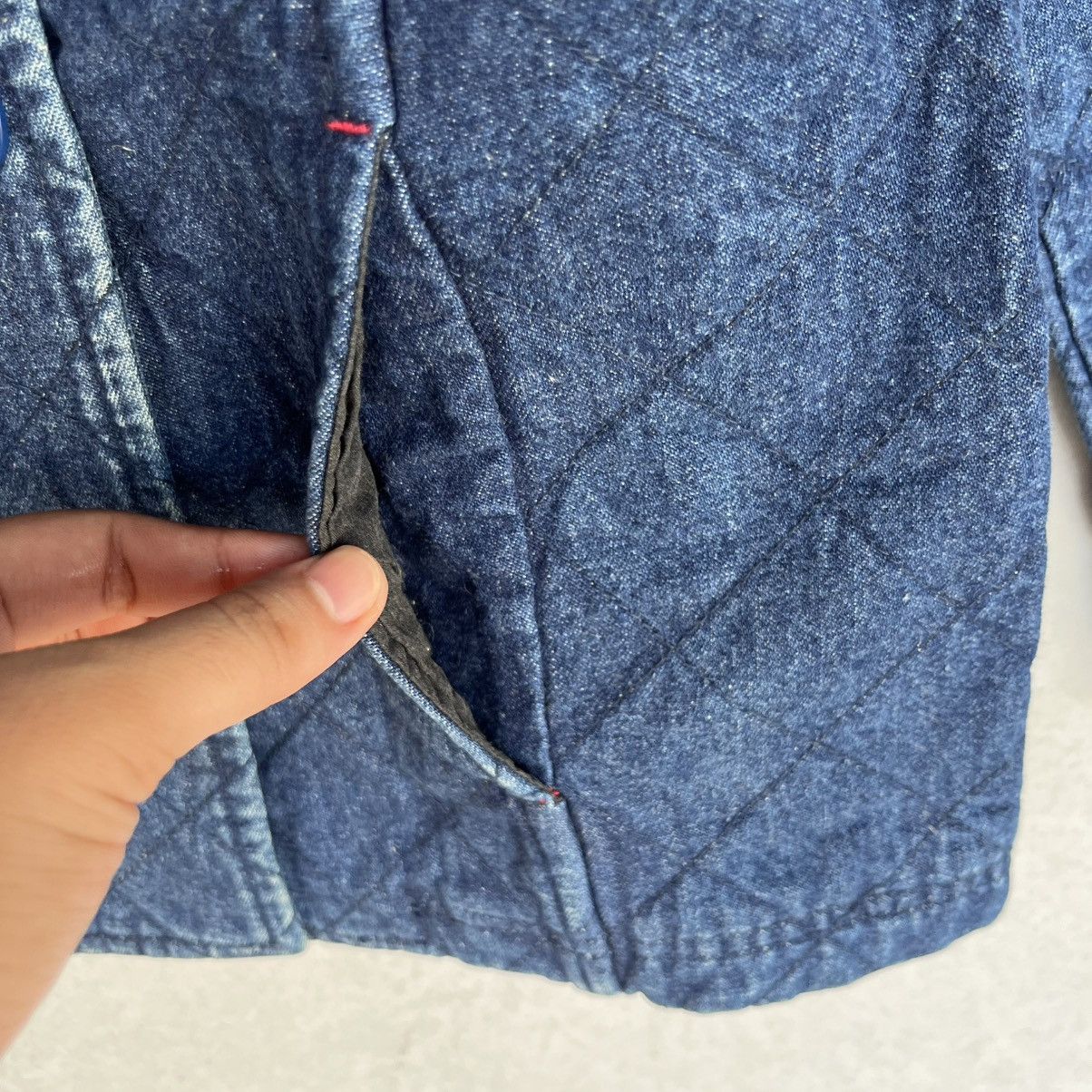 Other Vintage 90s Navy Quilted Denim Jacket Size M Size US M / EU 48-50 / 2 - 5 Thumbnail