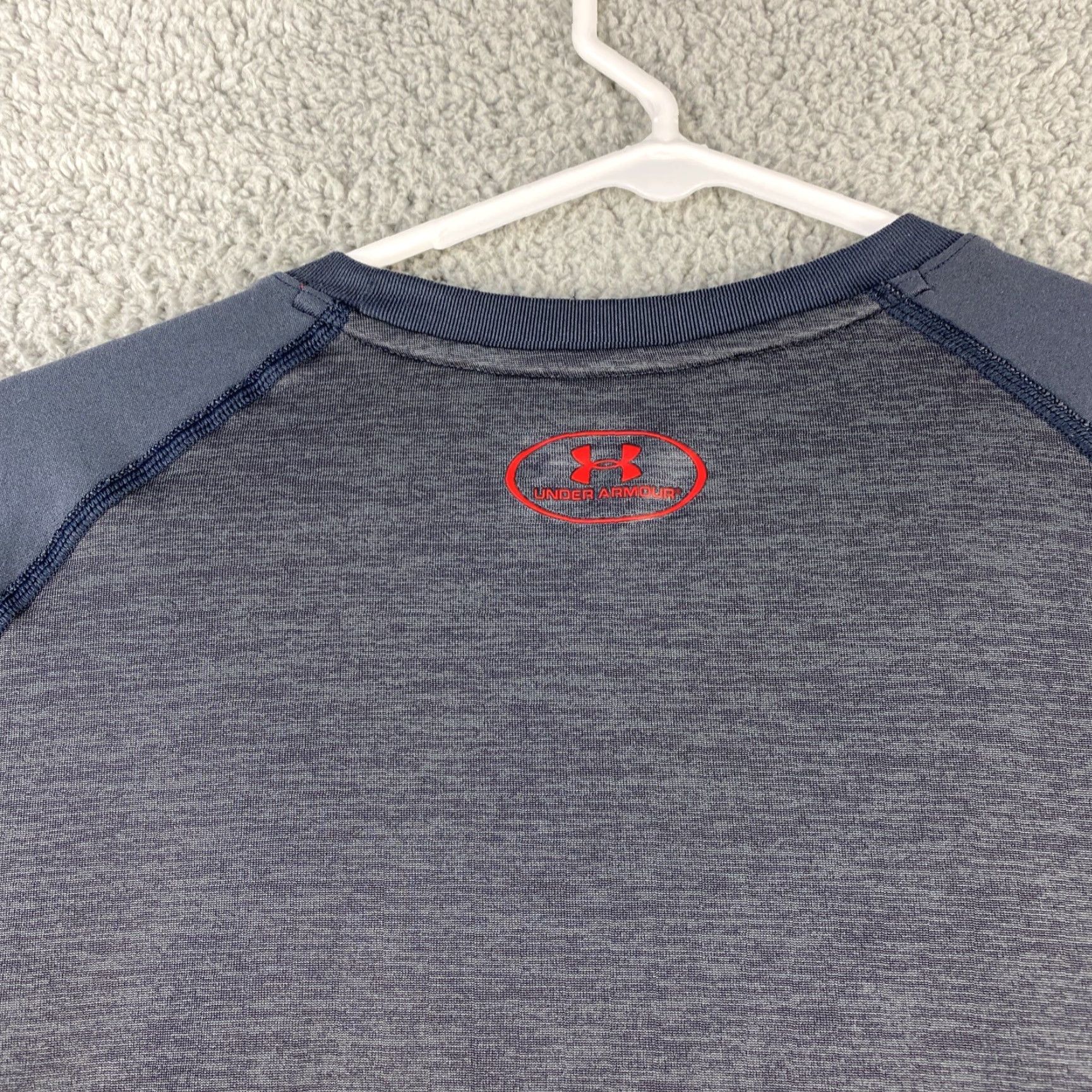 Under Armour Under Armour Heat Gear T-Shirt Logo Gray XL DriFit Running Athletic Shirt Mens Short Sleeve Polyester 100% Breathable Lightweight Casual Sleeve Size US XL / EU 56 / 4 - 7 Thumbnail