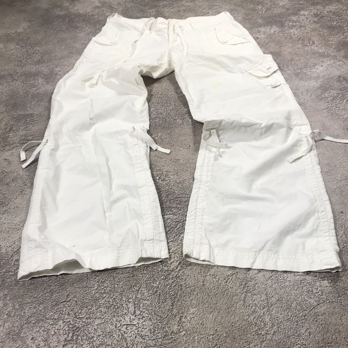 Vintage Y2K Baggy Cargo Pants Cream Distressed Streetwear 30
