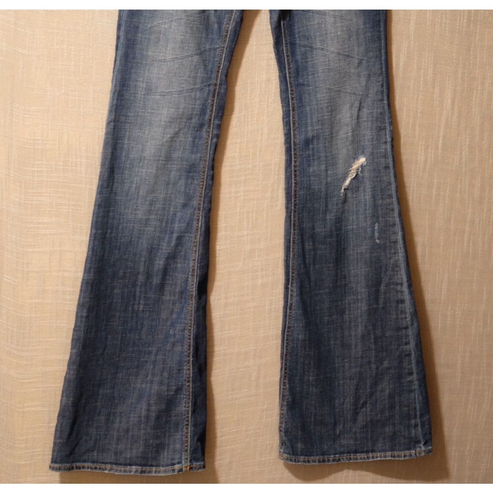 Vintage VINTAGE UEC London Jeans Distressed Blue Flared Women's 6 W31-1/2 x L35 #H59-45 Size 28" / US 6 / IT 42 - 3 Thumbnail