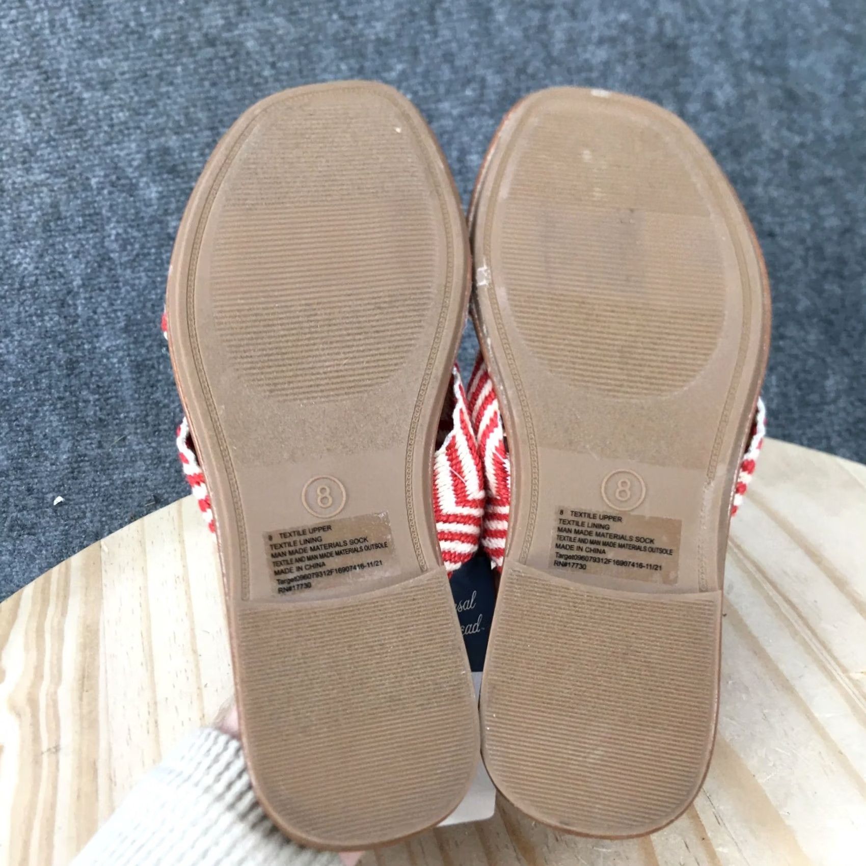Vintage Universal Thread Sandals Womens 8 Chevron Print Slip On Red Flat Slide Knotted Casual Shoes Womens VINTAGE: No Size US 8 / IT 38 - 7 Thumbnail
