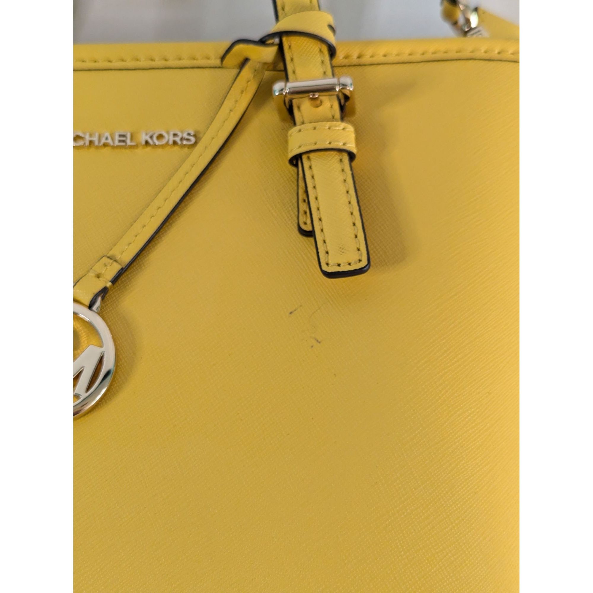 Michael Kors Michael Kors Jet Set Travel Carryall Convertible Tote Leathe Size ONE SIZE - 3 Thumbnail